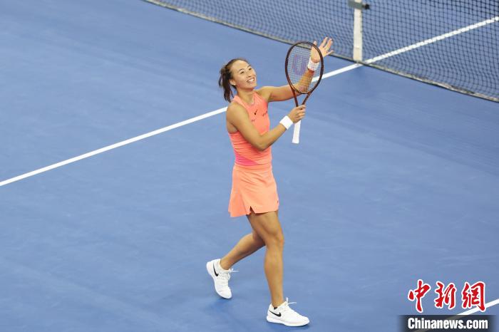 中网热潮照见中国网球新突破：郑钦文领衔女网