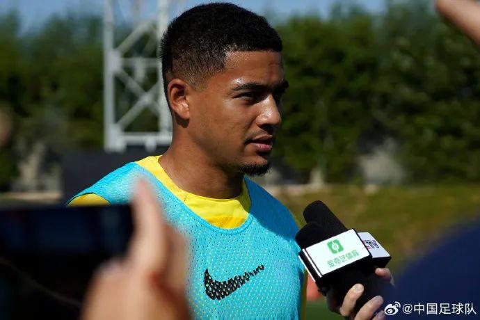 国足亚洲杯首战阵容更完整，扬科维奇打出“预