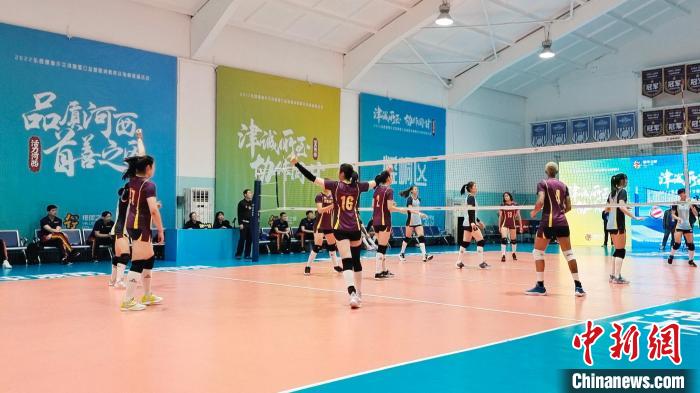 新赛季征途开启，天津女排在国手领衔下强援加