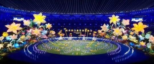 科技点亮未来，数字火炬与智能场景在亚运闭幕