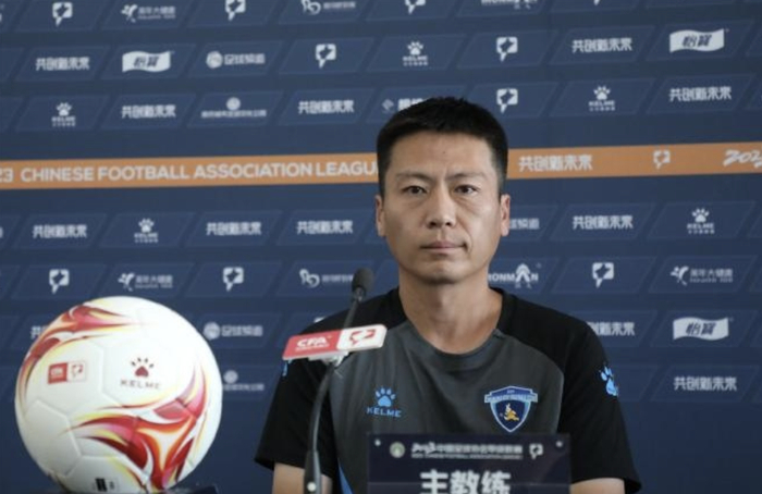 中乙助教冲场殴打球员被禁赛5场 罚款2.5万元