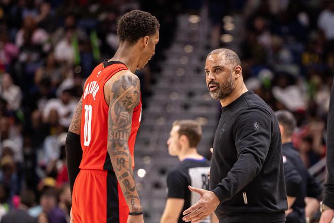 小贾巴里·史密斯攻防全能助火箭逆转湖人系列赛